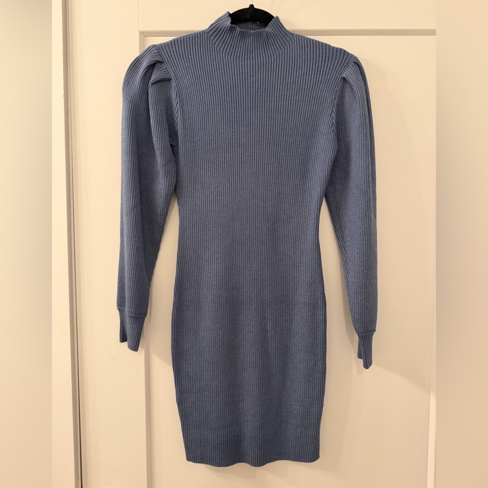 Elegant Blue Ribbed Knit Dress